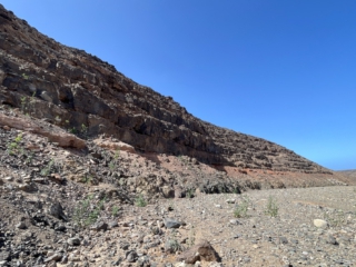 Ajuy, Palmenoase und Felsentor.