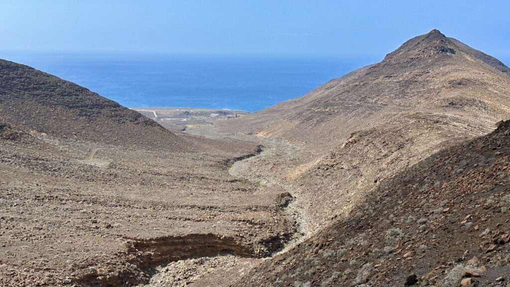 Montaña De Jorós und der steinerne Thron