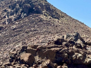 Monta&ntilde;a De Jor&oacute;s und der steinerne Thron