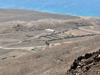 Monta&ntilde;a De Jor&oacute;s und der steinerne Thron